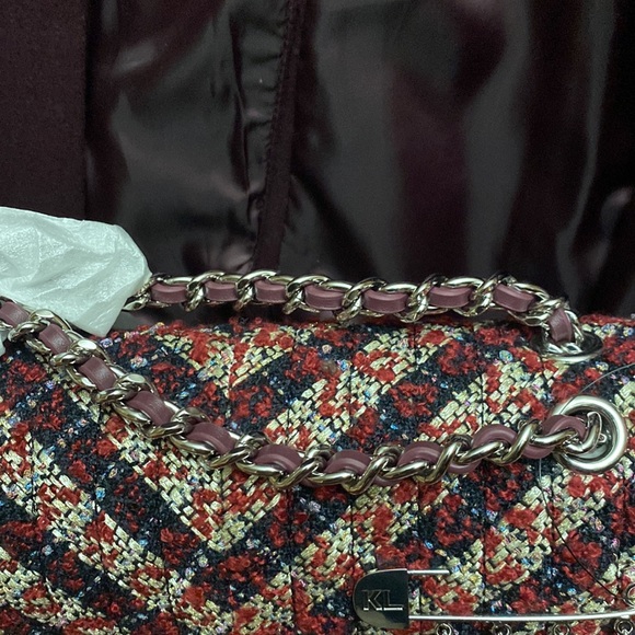 Karl Lagerfeld Medium Shoulder Bag - Picture 8 of 15